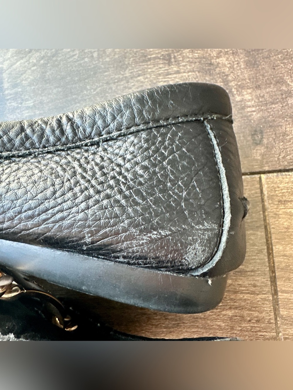 COACH "Olive" Black Pebbled Leather Loafers Flats Gold Chain Hardware Size 9B - Picture 15 of 16